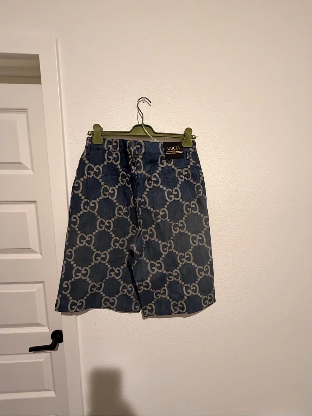 Authentic Gucci Blue Beige GG Denim Shorts with Logo Jacquard